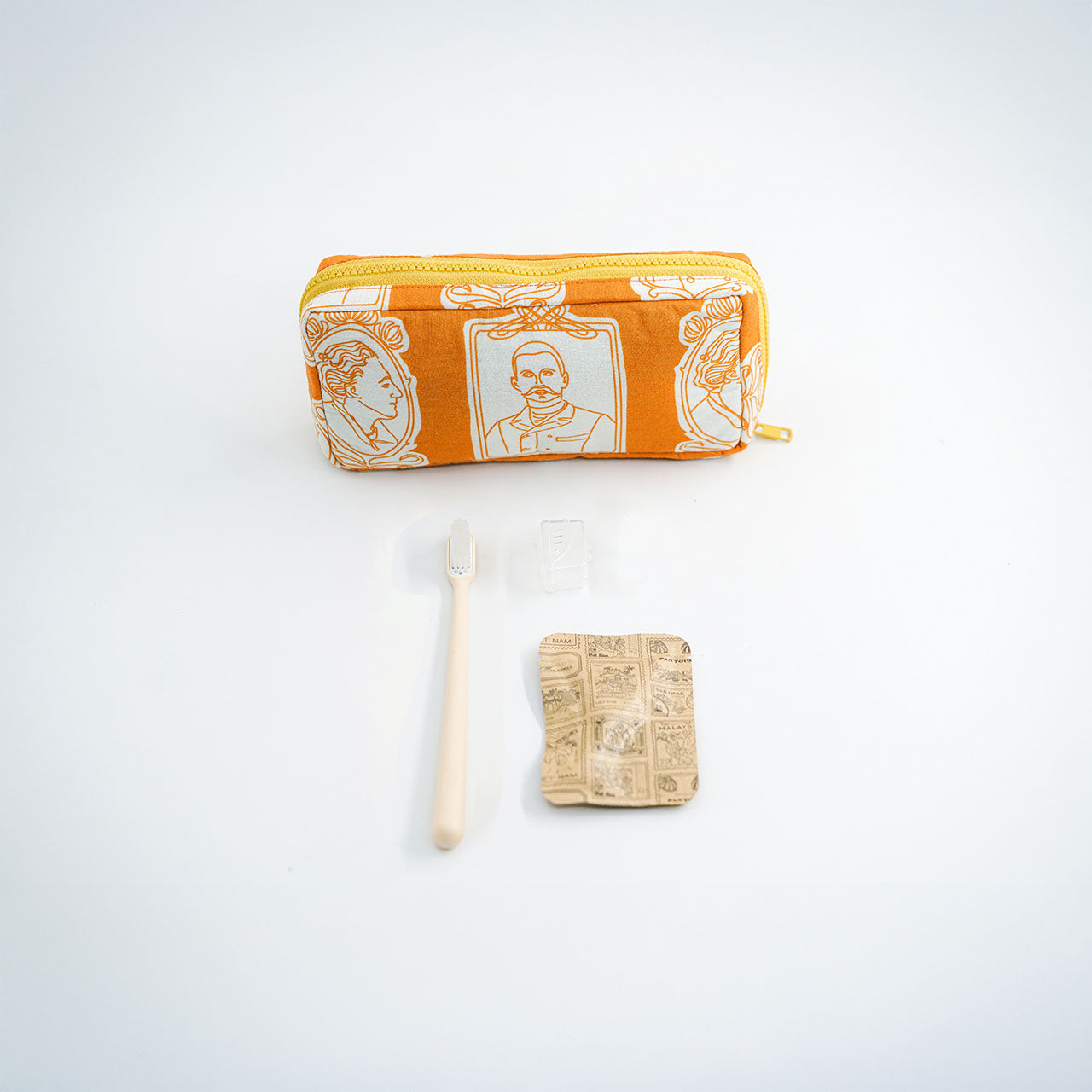 BRiN x PANTOUM: Travel Kit - The Explorers Saffron