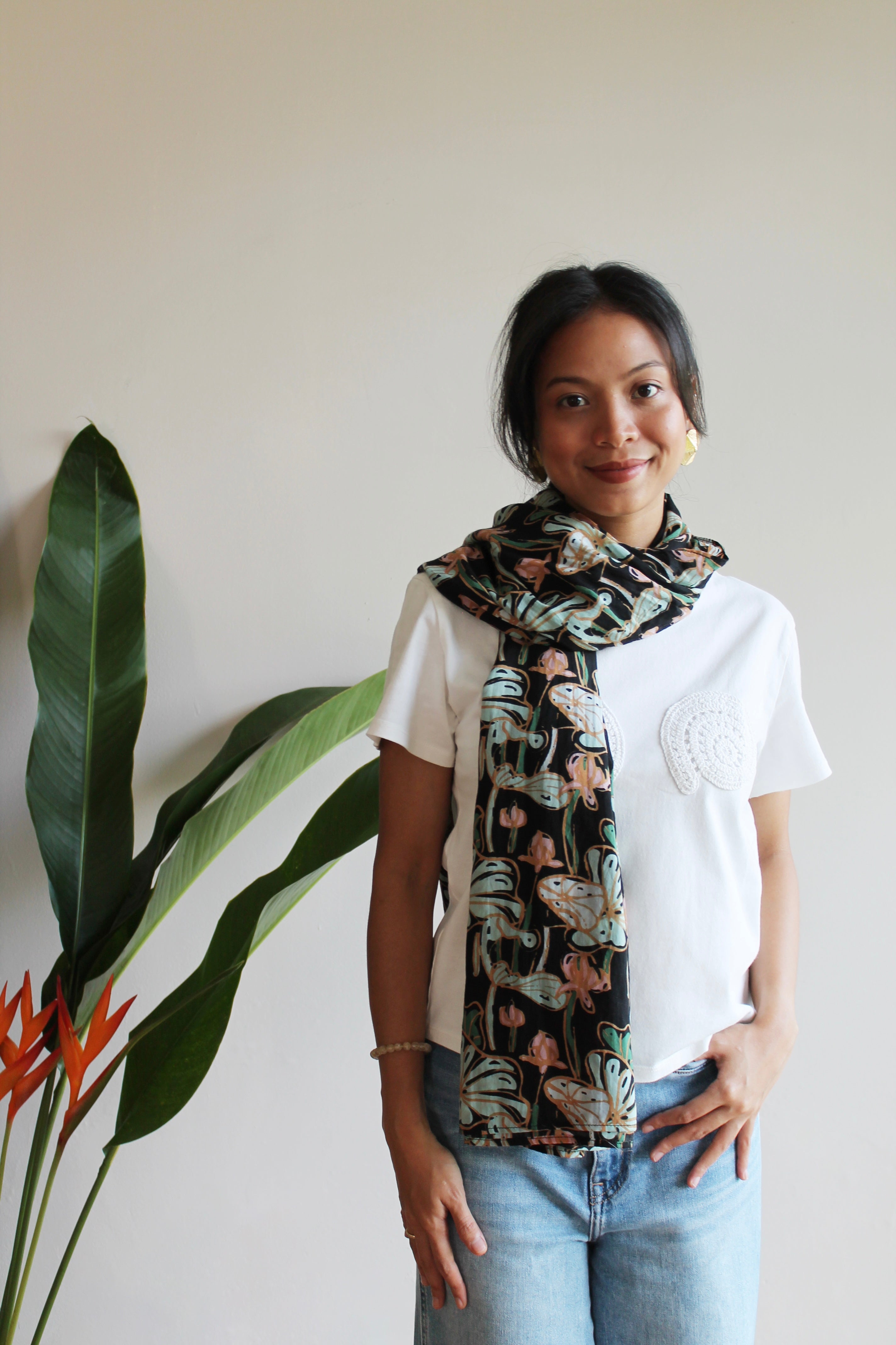 Baby Lotus Black Pareo/Scarf