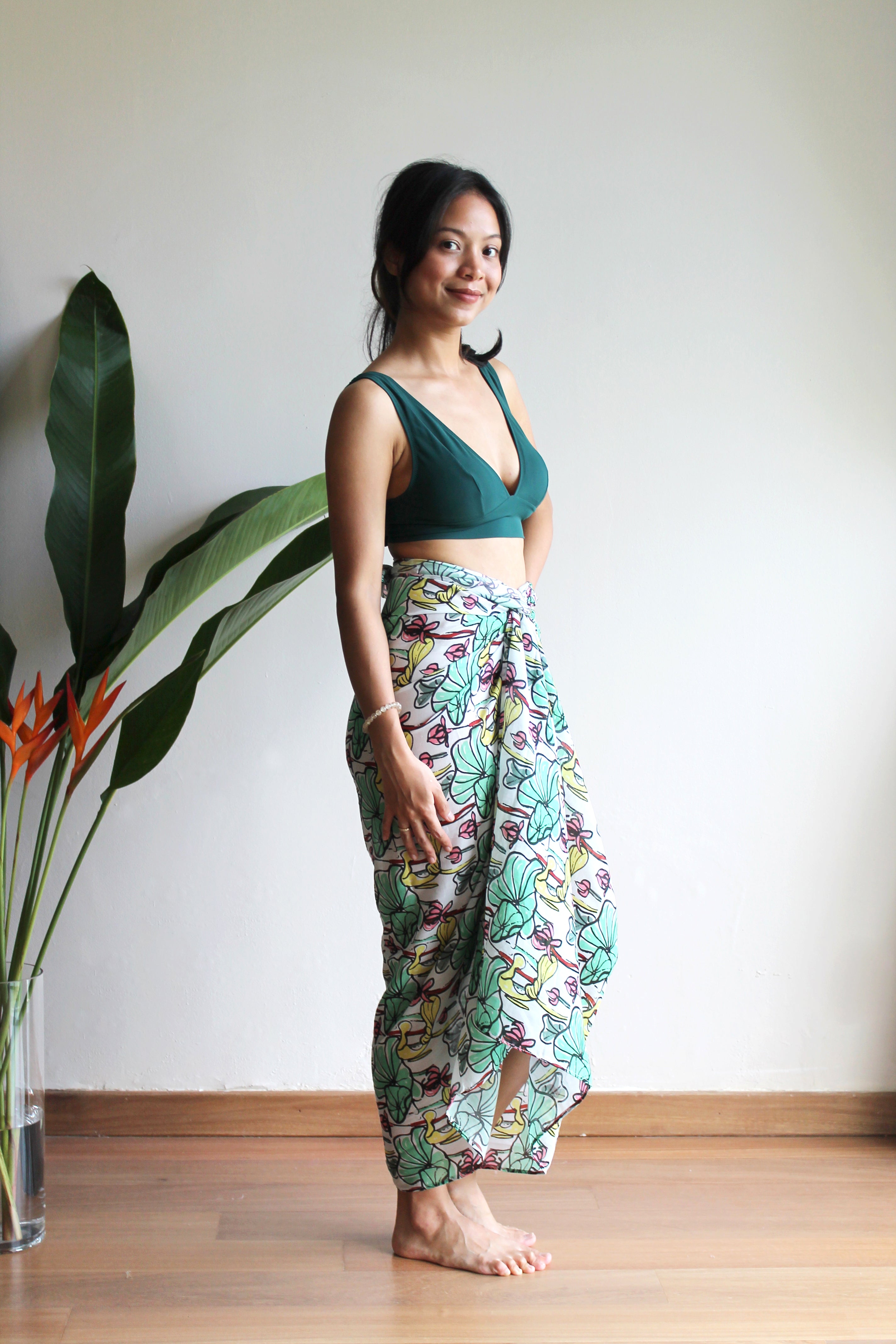 Baby Lotus White Pareo/Scarf